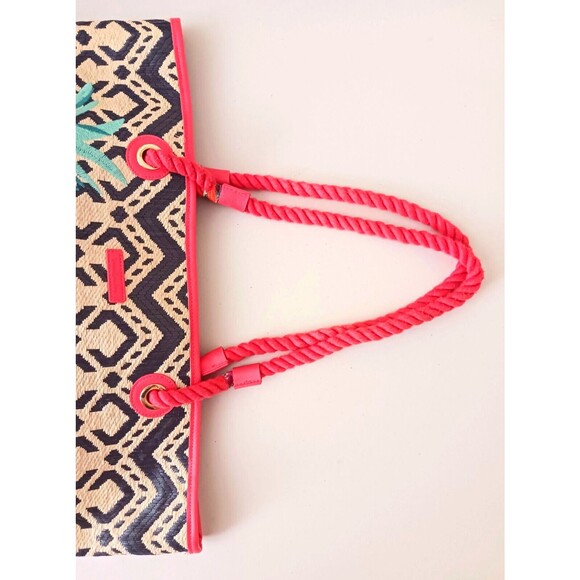 Vera Bradley Lg Straw Beach Tote Navy/ Coral Embroidered Pineapple Rope Straps - Picture 6 of 10